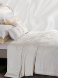 Summer Mulberry Silk Jacquard Filled Comforter - White